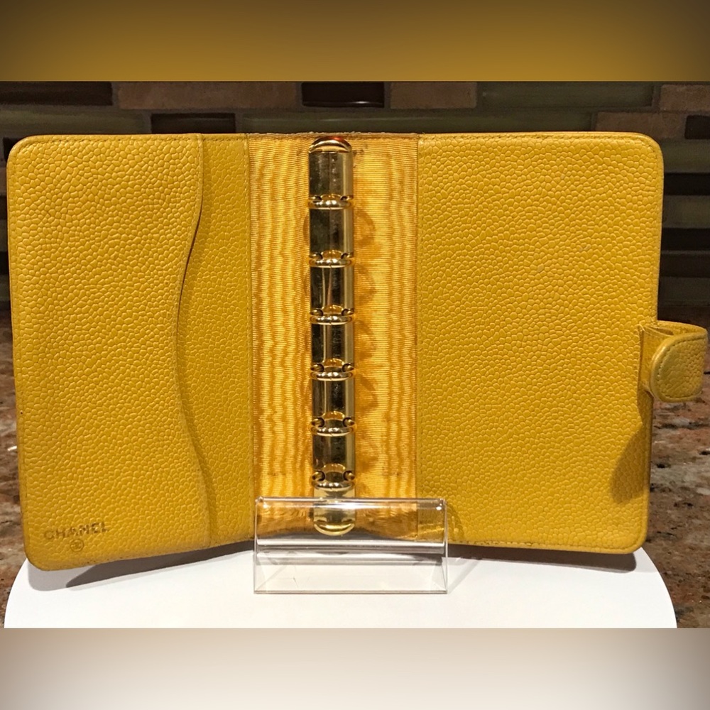 CHANEL Caviar Leather Agenda πππ₯ - Picture 4 of 17